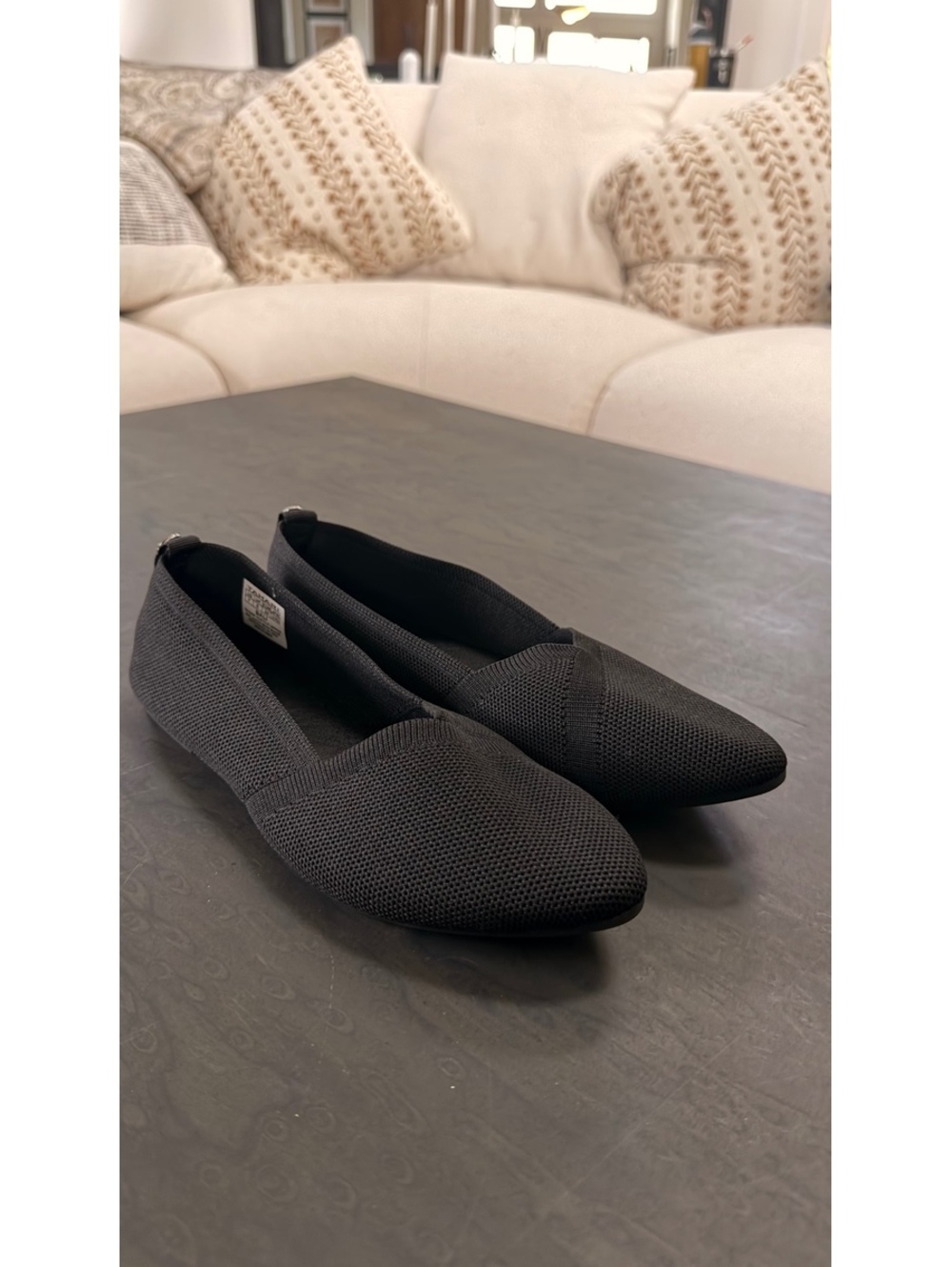 Tahari Bali Black Vegan Leather Upper Slip-On Flats Size 7